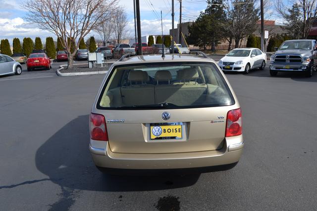 Volkswagen Passat 2003 photo 4