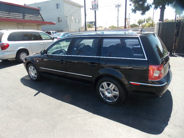 Volkswagen Passat 2003 photo 4