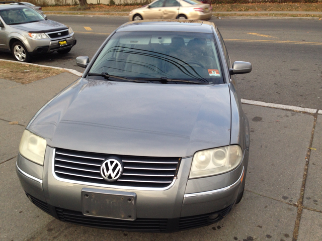 Volkswagen Passat 2003 photo 3