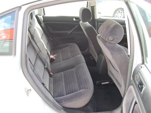 Volkswagen Passat 2003 photo 1