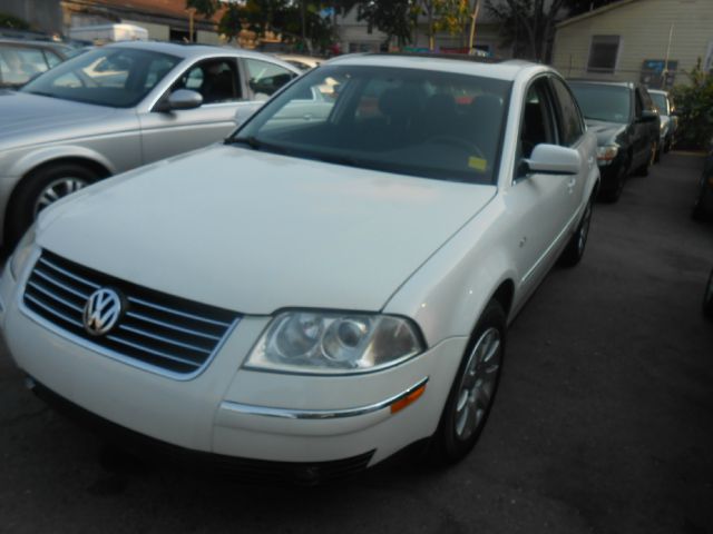 Volkswagen Passat 2003 photo 4