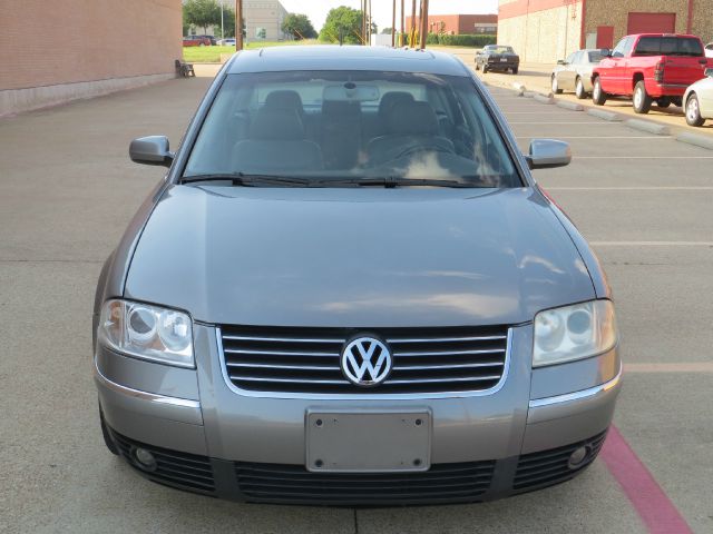 Volkswagen Passat 2003 photo 10