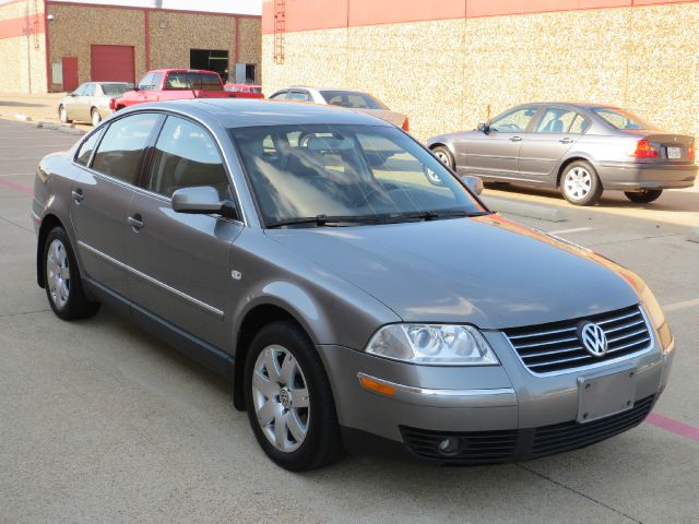 Volkswagen Passat 2003 photo 12