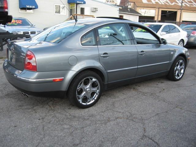 Volkswagen Passat 2003 photo 3