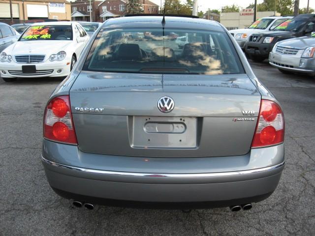 Volkswagen Passat 2003 photo 4