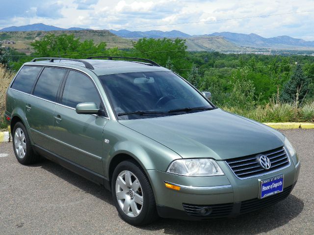 Volkswagen Passat SE Crew Cab 4WD FFV Wagon