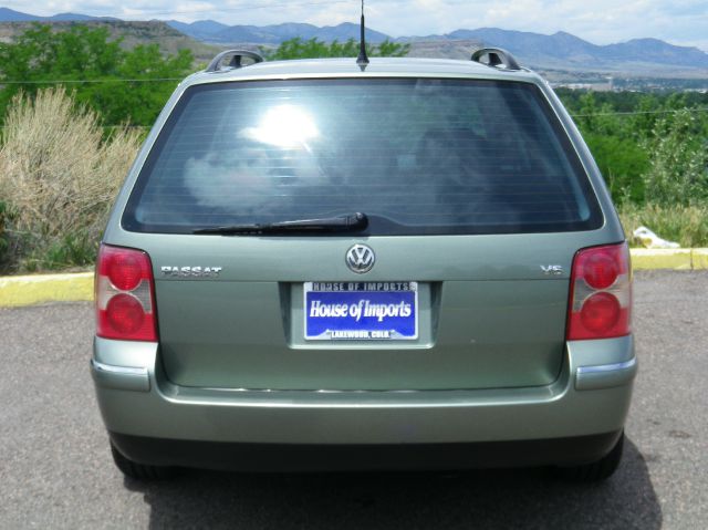Volkswagen Passat 2003 photo 3