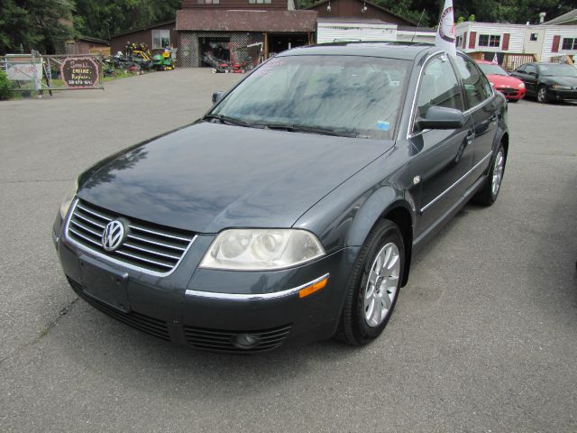 Volkswagen Passat 2003 photo 4