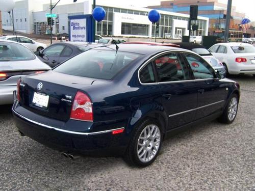 Volkswagen Passat 2003 photo 2
