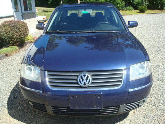 Volkswagen Passat 2003 photo 0