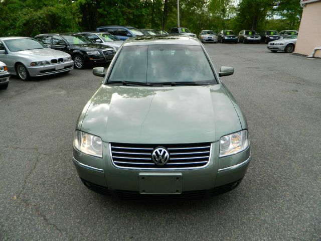 Volkswagen Passat 2003 photo 3