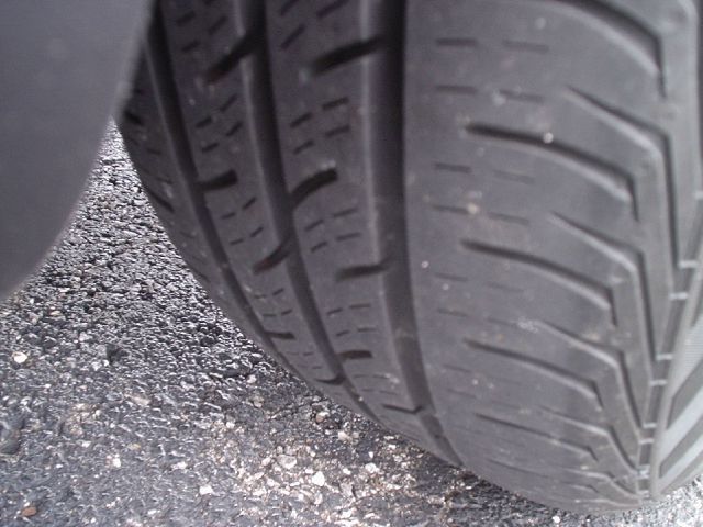 Volkswagen Passat FWD 4dr Sport Sedan