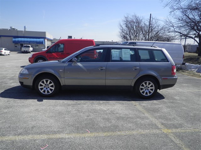 Volkswagen Passat 2003 photo 3