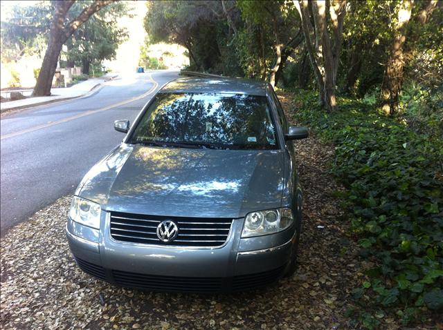 Volkswagen Passat 2003 photo 3