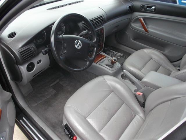 Volkswagen Passat 2003 photo 4