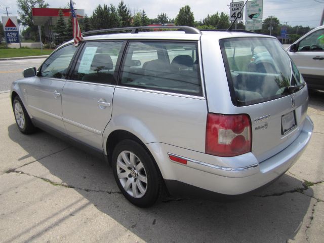 Volkswagen Passat 2003 photo 3