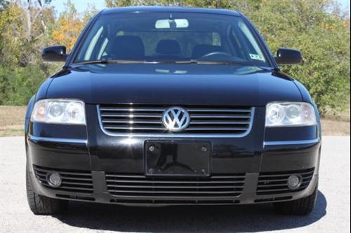 Volkswagen Passat 2003 photo 1