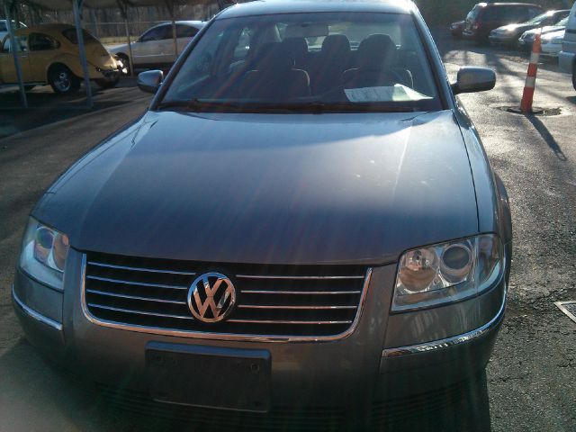Volkswagen Passat 2003 photo 4
