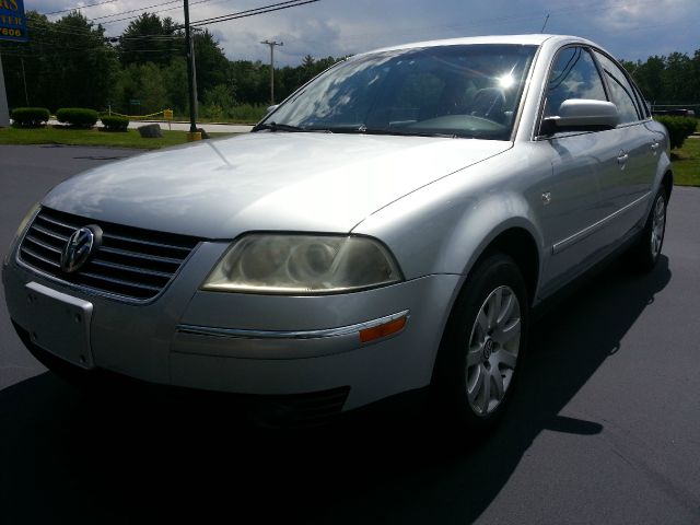 Volkswagen Passat 2003 photo 4