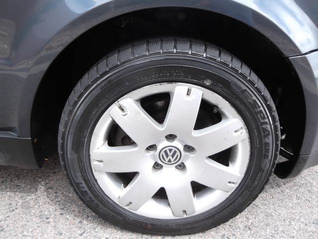 Volkswagen Passat 2003 photo 14