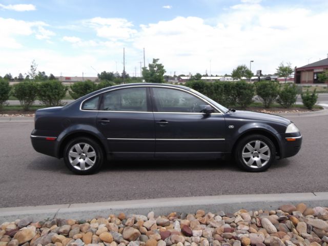 Volkswagen Passat 2003 photo 19