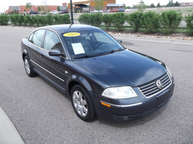 Volkswagen Passat 2003 photo 20