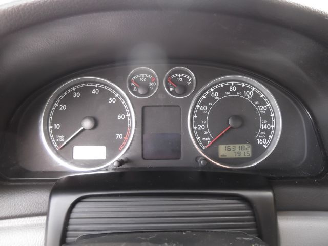 Volkswagen Passat 2003 photo 3