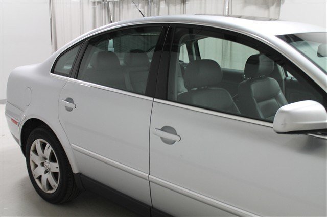 Volkswagen Passat 2003 photo 3