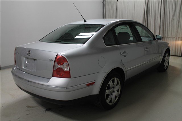 Volkswagen Passat 2003 photo 5