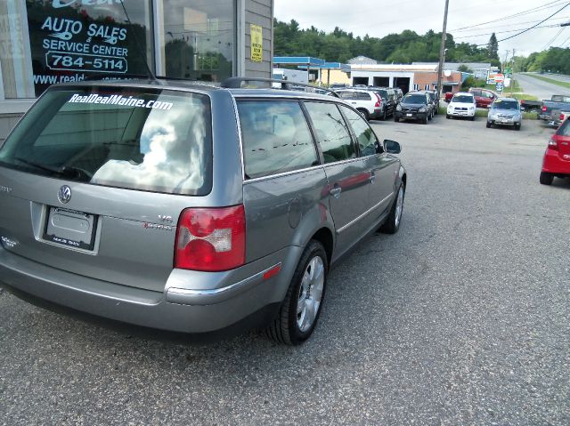 Volkswagen Passat SE Crew Cab 4WD FFV Wagon