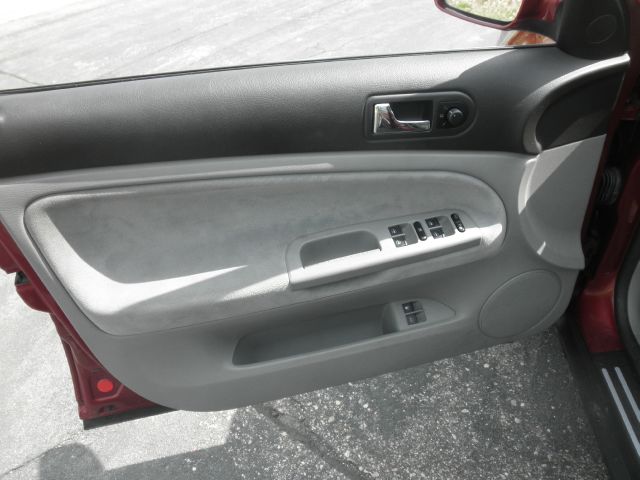 Volkswagen Passat 2003 photo 11