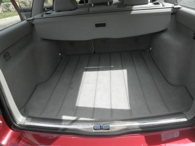 Volkswagen Passat 2003 photo 2