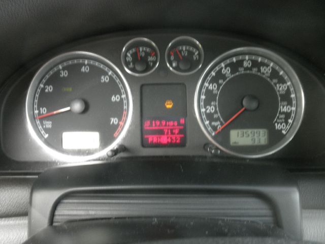 Volkswagen Passat 2003 photo 8