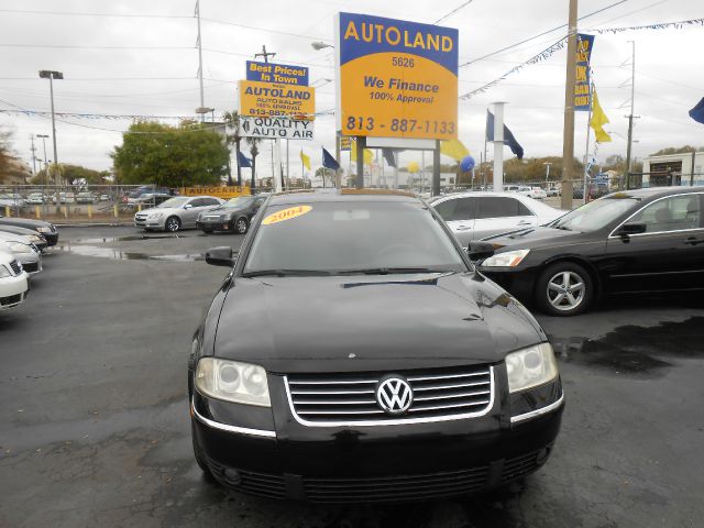 Volkswagen Passat 2004 photo 4