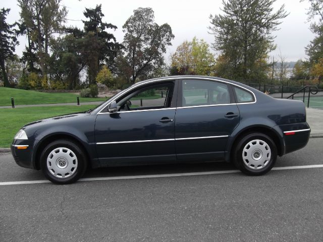 Volkswagen Passat 2004 photo 2
