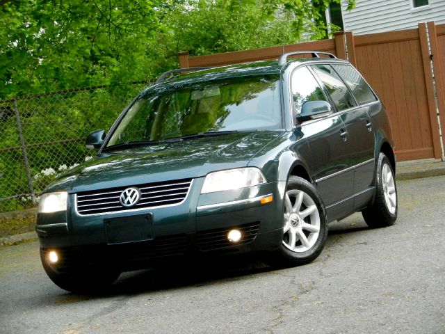 Volkswagen Passat 2004 photo 4
