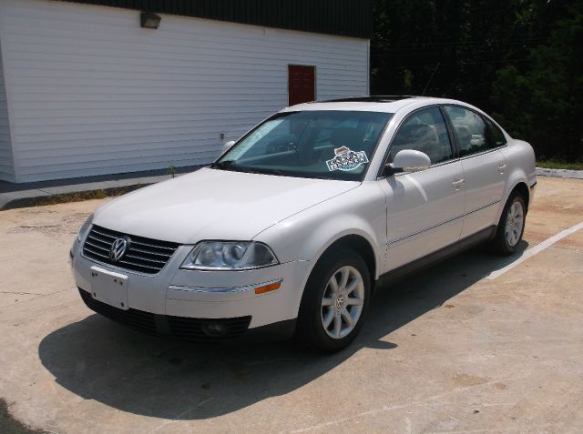 Volkswagen Passat 2004 photo 4