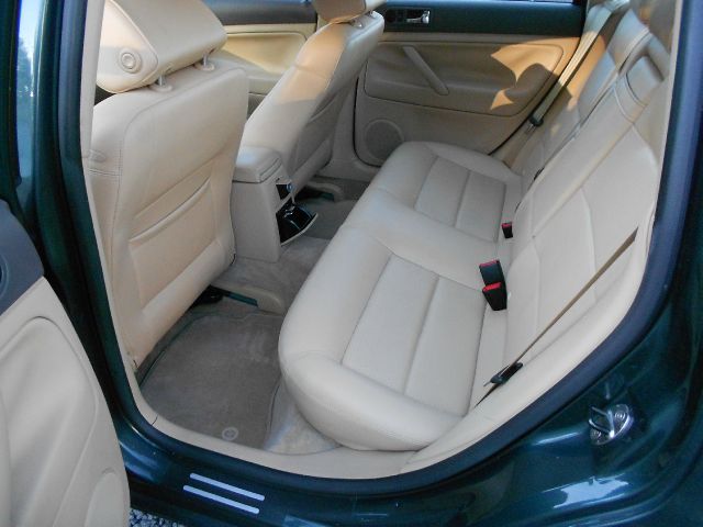 Volkswagen Passat 2004 photo 20