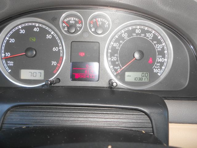 Volkswagen Passat 2004 photo 21