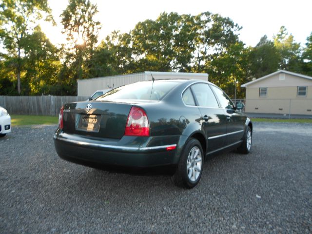 Volkswagen Passat 2004 photo 5