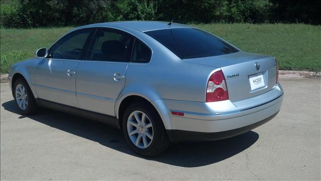 Volkswagen Passat 2004 photo 5