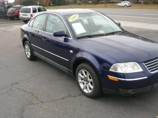 Volkswagen Passat 2004 photo 3