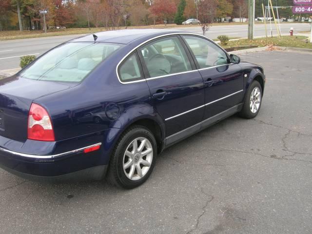 Volkswagen Passat 2004 photo 5