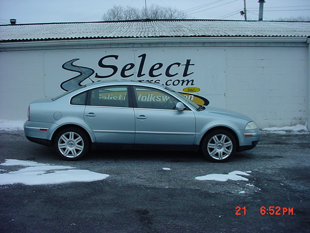 Volkswagen Passat 2004 photo 1