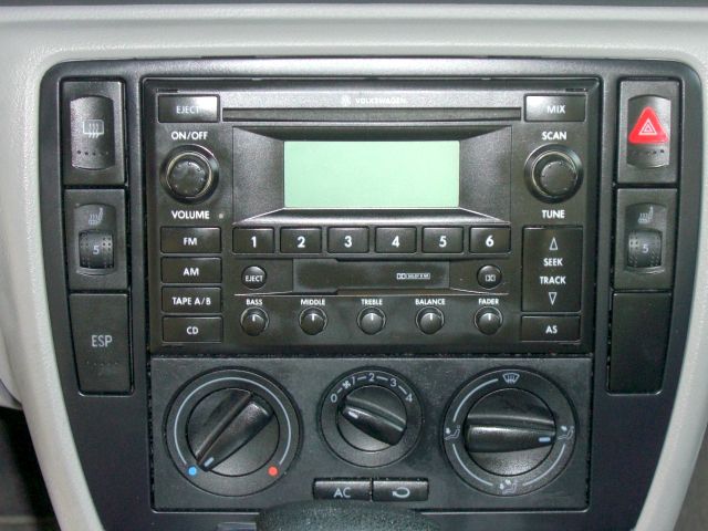 Volkswagen Passat S Sedan Sedan