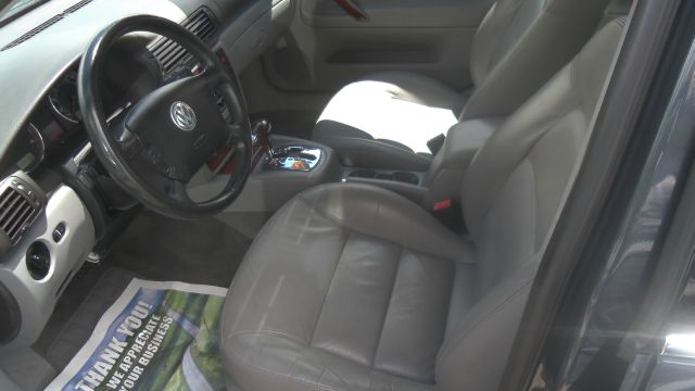Volkswagen Passat 2004 photo 3