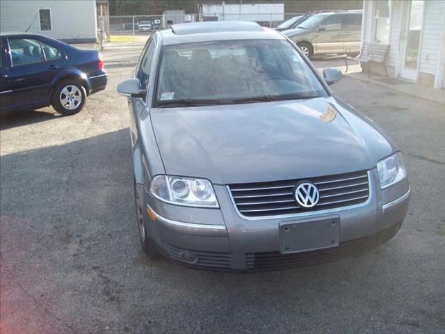 Volkswagen Passat 2004 photo 2