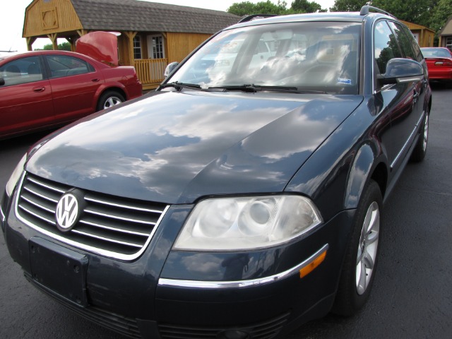 Volkswagen Passat 2004 photo 3