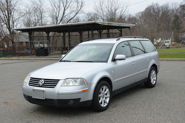 Volkswagen Passat 2004 photo 4