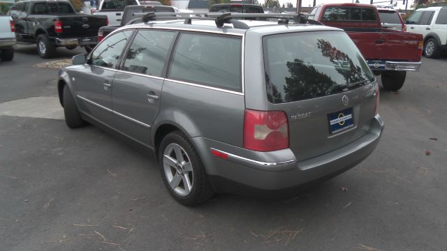 Volkswagen Passat 2004 photo 4